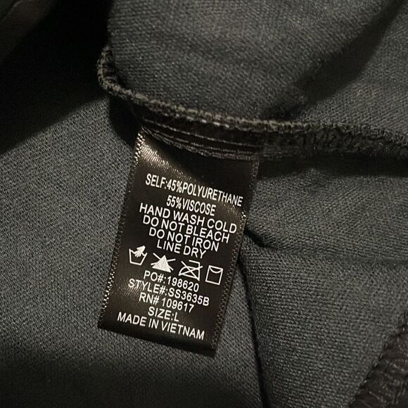 NWT- Stella Luce - L. Animal Print Mini Skirt - Picture 10 of 10